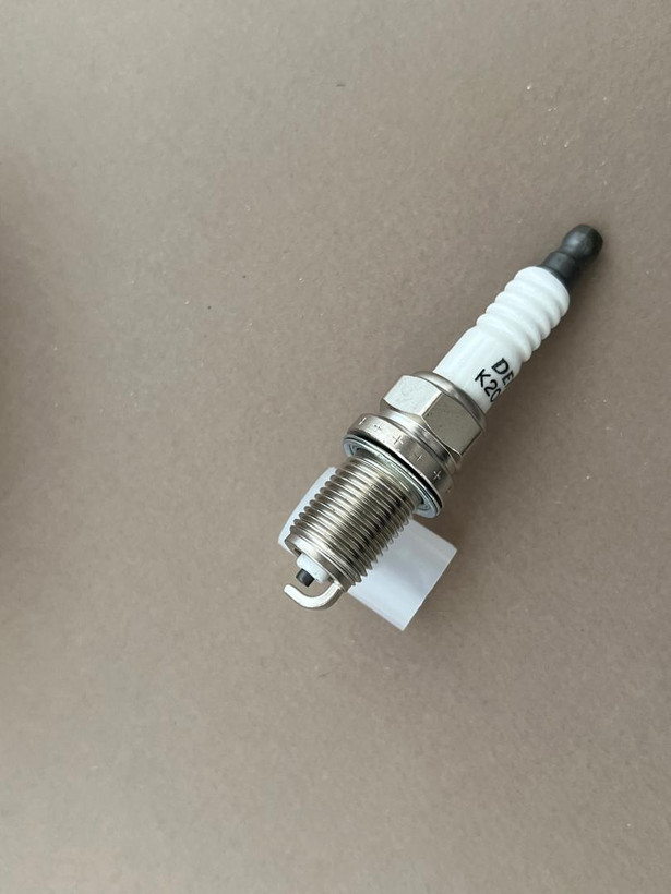 شمع دنسو پایه کوتاه تک پلاتین k20